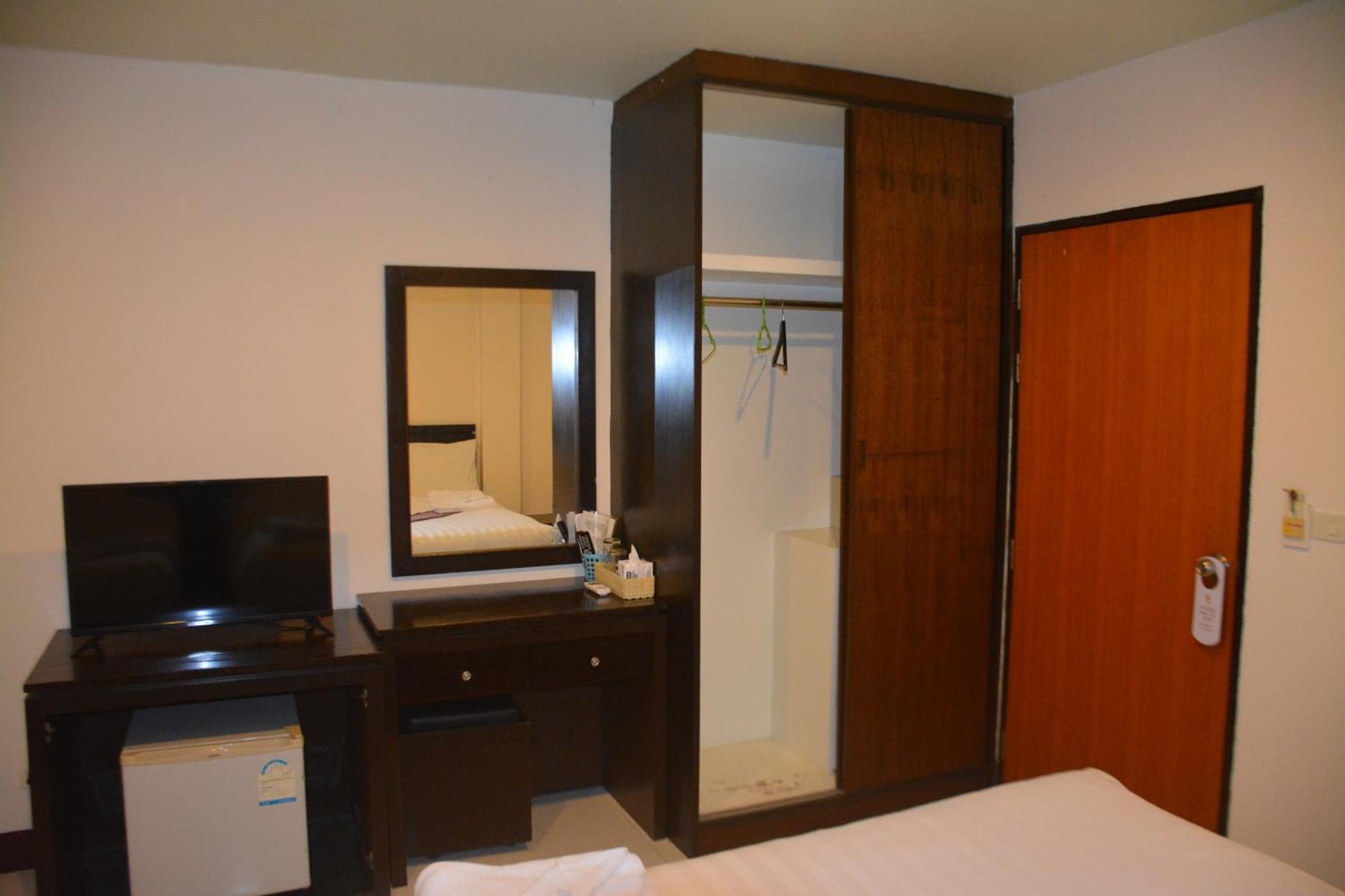 Patong Moon Inn Residence Exterior photo